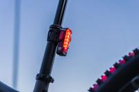 Freizeit Lezyne Strip Drive Alert StVZO rotes Licht schwarz
